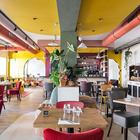 Greet Hotel Massieux Lyon Nord 外观 照片
