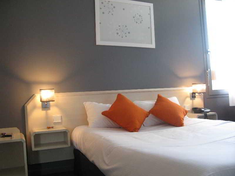 Greet Hotel Massieux Lyon Nord 外观 照片