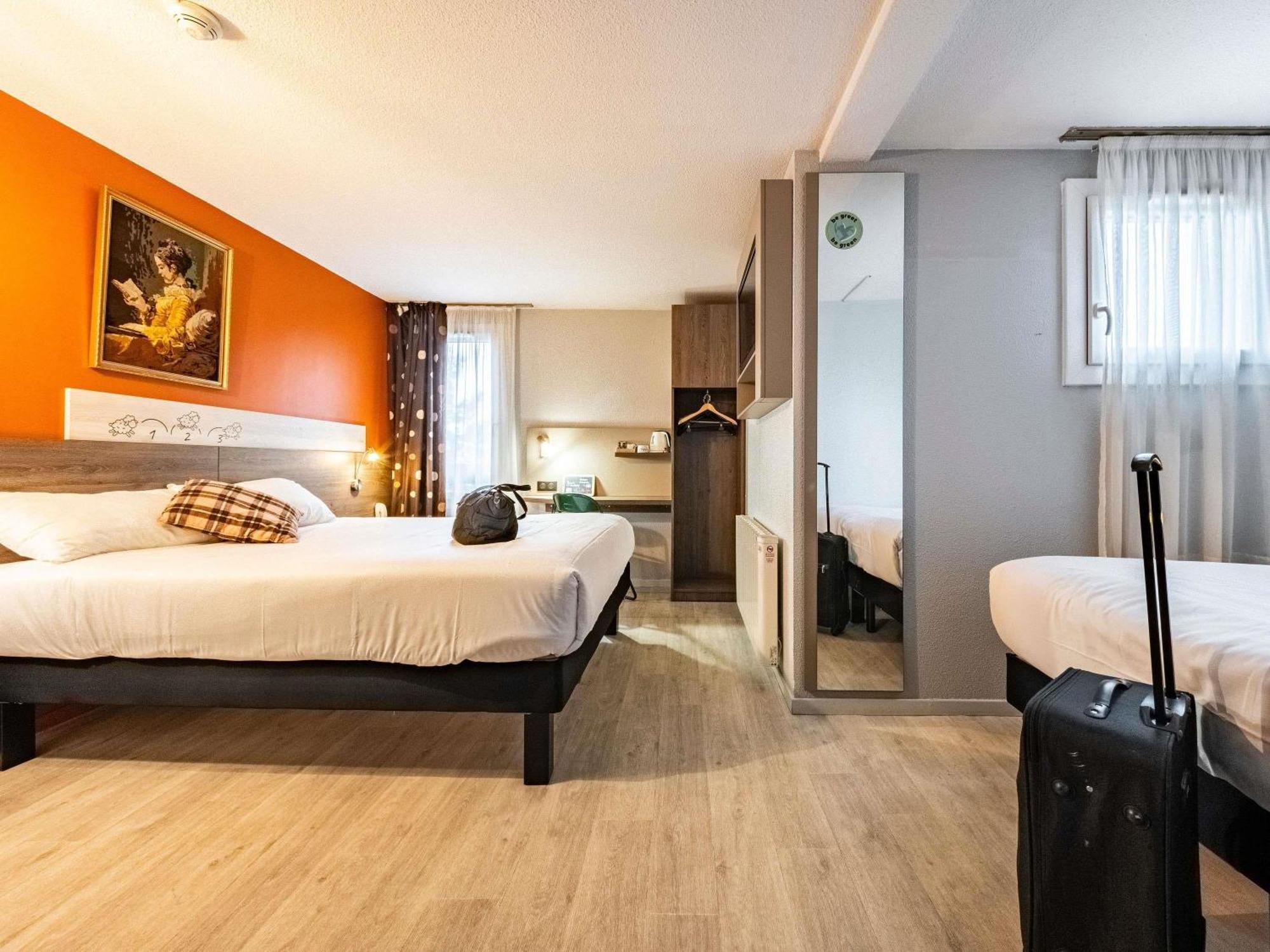 Greet Hotel Massieux Lyon Nord 外观 照片